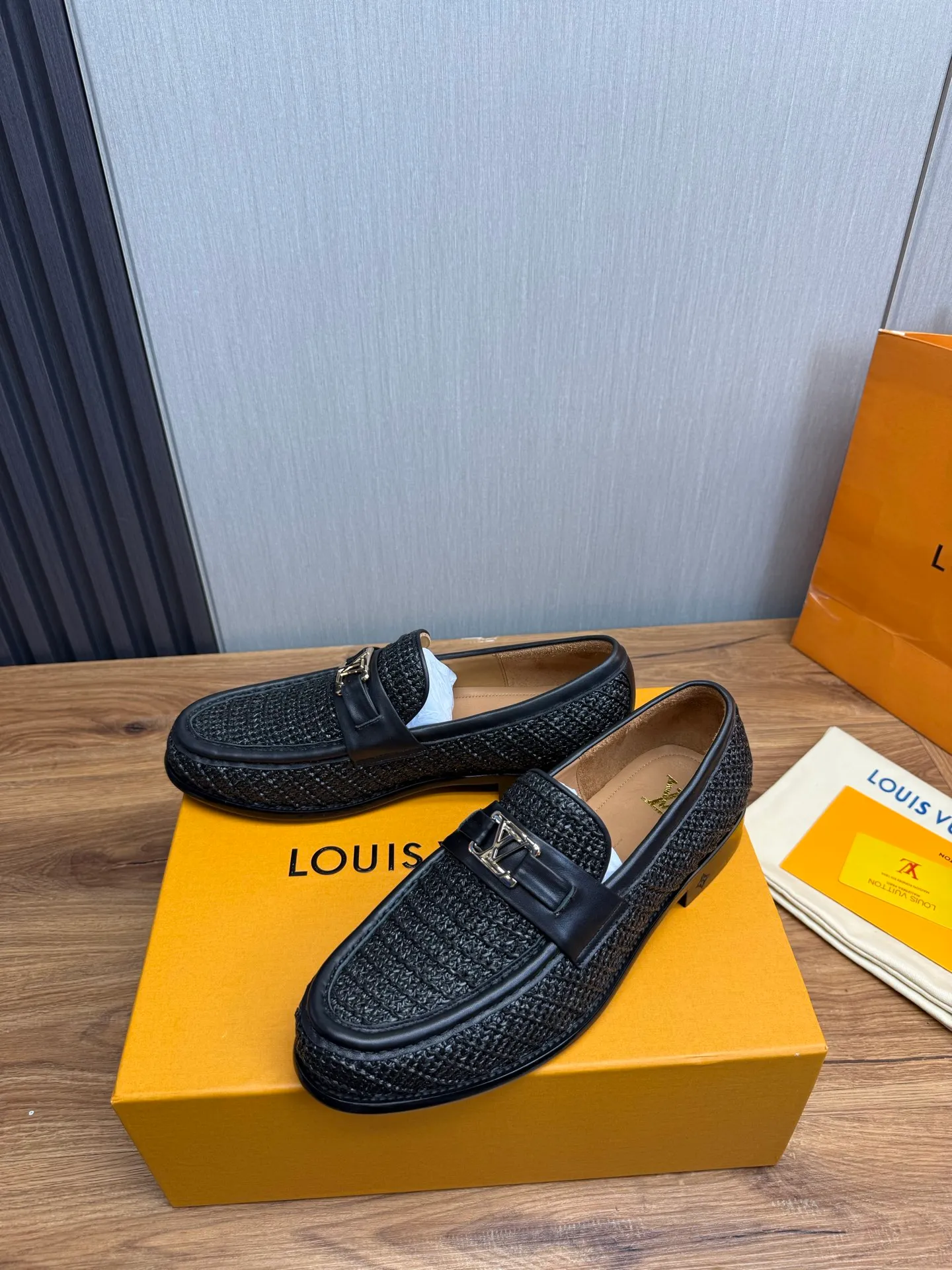 Factory 680💰 LV. Men's business casual leather shoes, all made of imported original brand leather, just to create a more comfortable wearing experience, original non-slip and wear-resistant outsole ✔️16-45 (38.45 non-returnable)